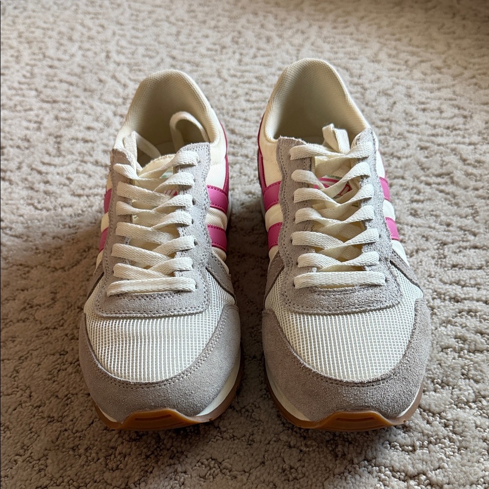 Gola Daytona Sneakers - Picture 2 of 7